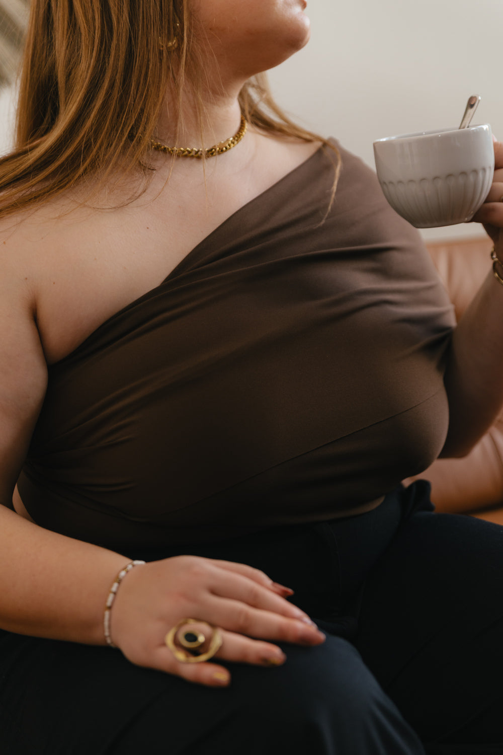 TON INDISPENSABLE MARRON