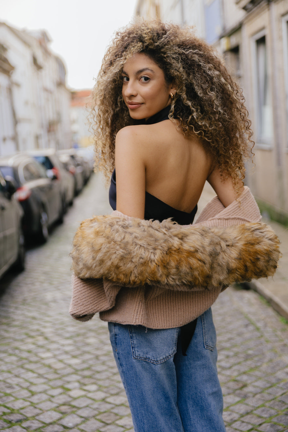 TON INDISPENSABLE SATIN NOIR