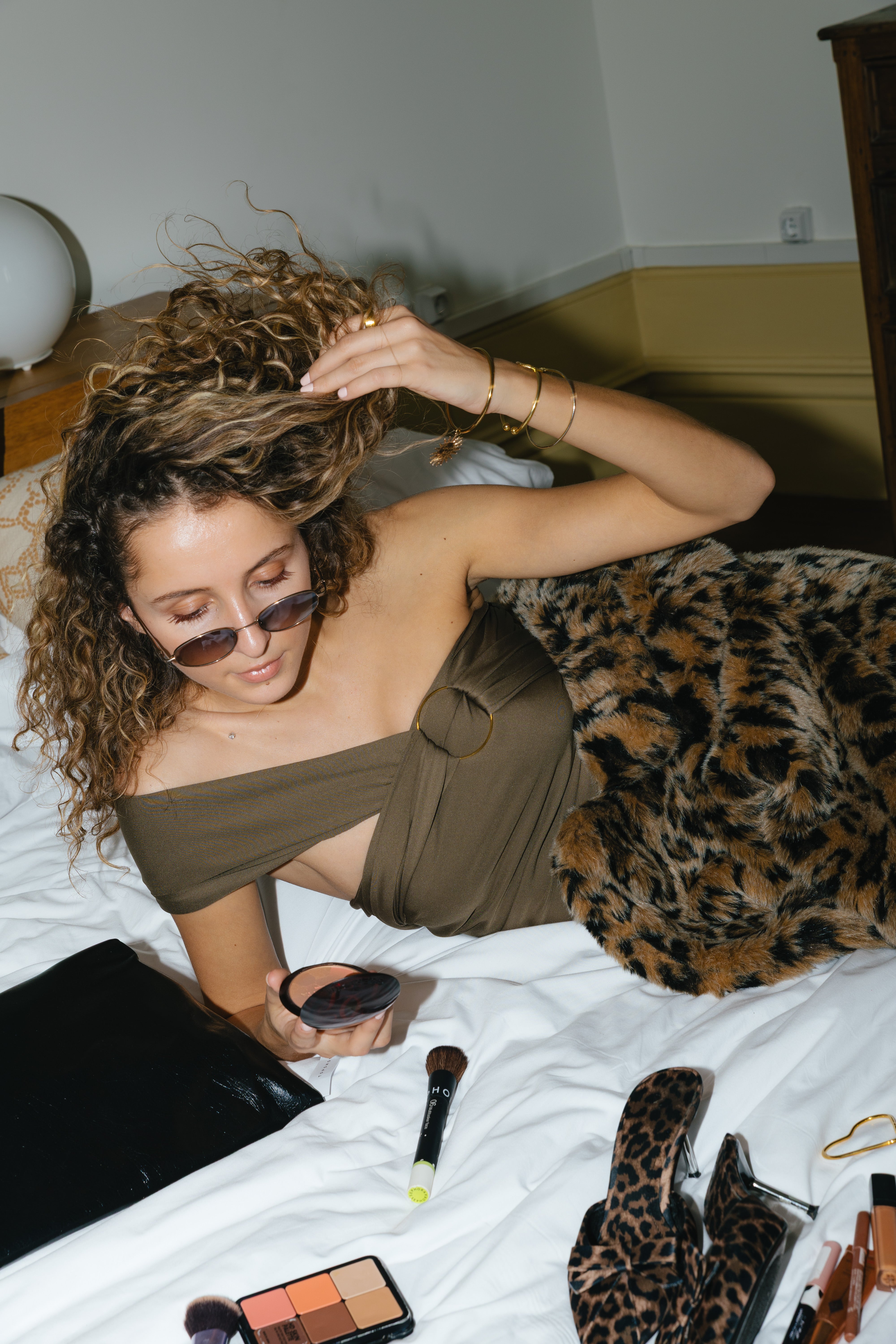 TON INDISPENSABLE KAKI